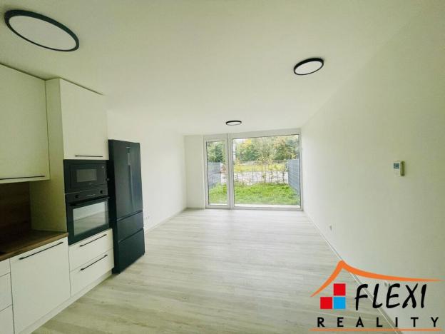 Pronájem bytu 1+kk, Ostrava, U Hájenky, 29 m2