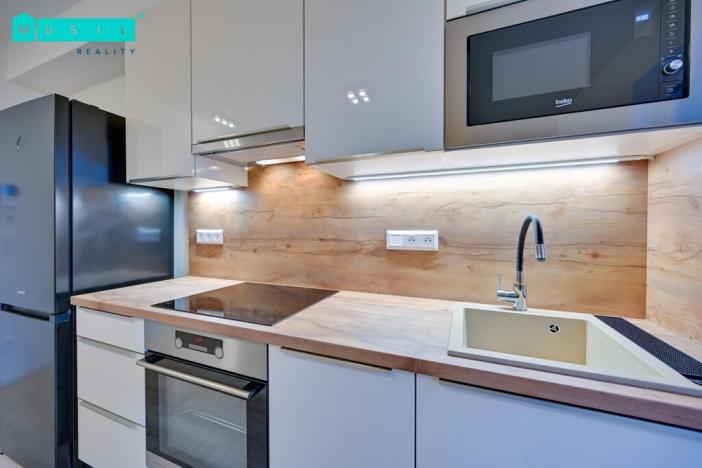 Pronájem bytu 2+kk, Olomouc - Bělidla, Na Bojišti, 54 m2