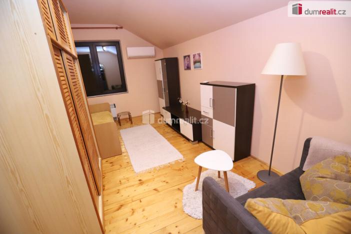 Pronájem bytu 1+1, Karlovy Vary - Hůrky, K Letišti, 45 m2