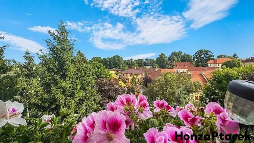 Prodej bytu 3+kk, Praha - Horní Počernice, Třebešovská, 77 m2