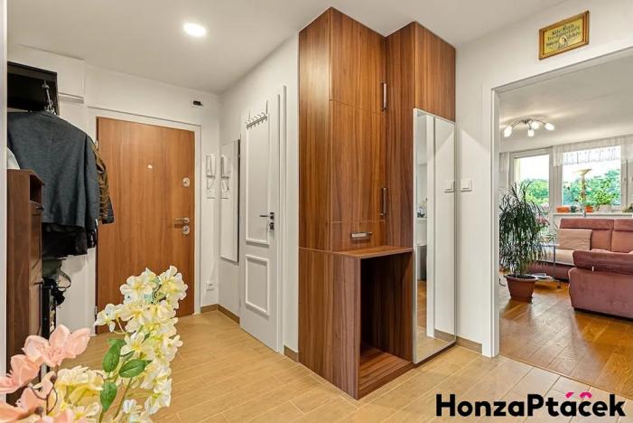 Prodej bytu 3+kk, Praha - Horní Počernice, Třebešovská, 77 m2