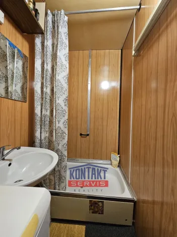 Pronájem bytu 1+1, České Budějovice, Netolická, 34 m2