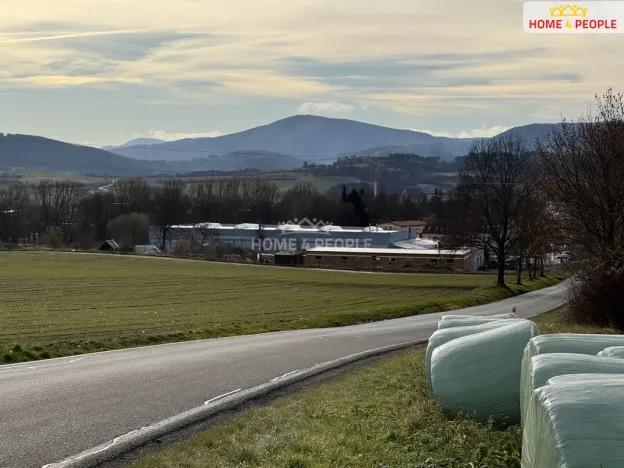 Prodej komerčního pozemku, Vlachovo Březí, Pražská, 4522 m2