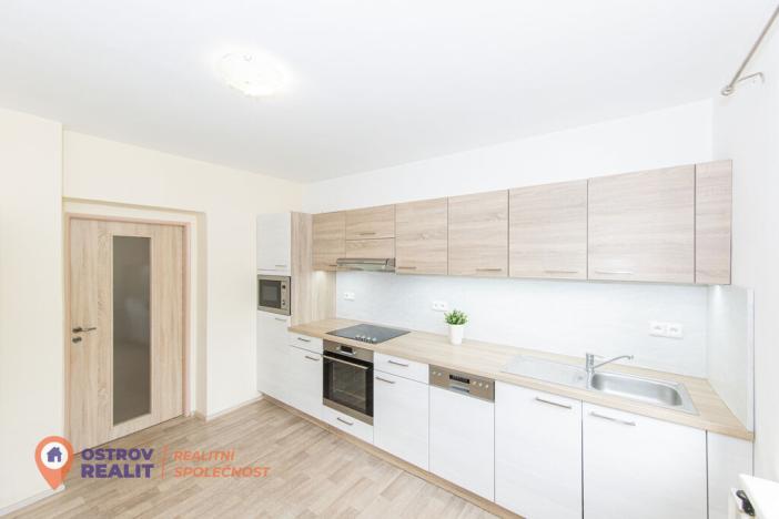 Prodej bytu 4+1, Všemina, 72 m2