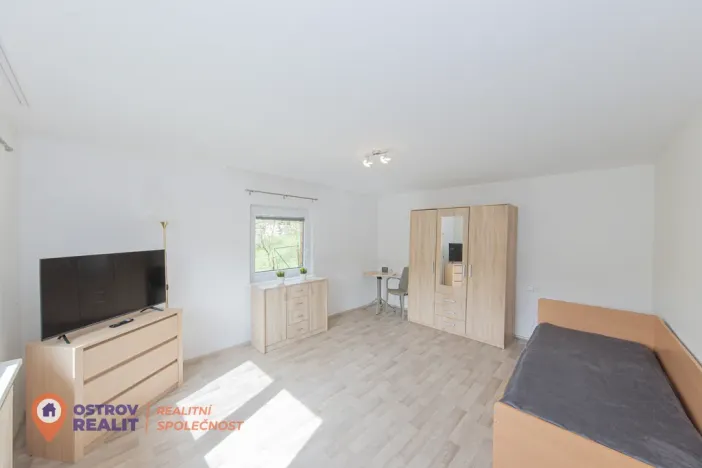 Prodej bytu 4+1, Všemina, 72 m2