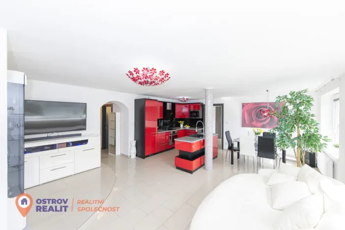 Prodej bytu 4+kk, Všemina, 72 m2