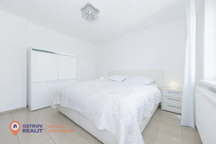 Prodej bytu 4+kk, Všemina, 72 m2