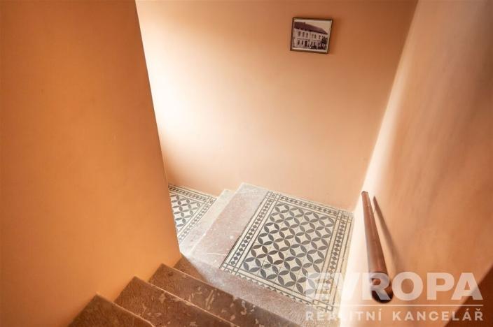 Prodej činžovního domu, Praha - Lipence, 958 m2