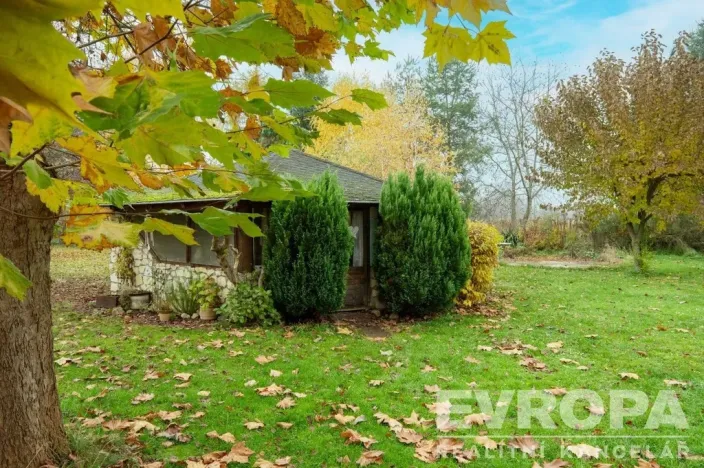 Prodej činžovního domu, Praha - Lipence, 958 m2