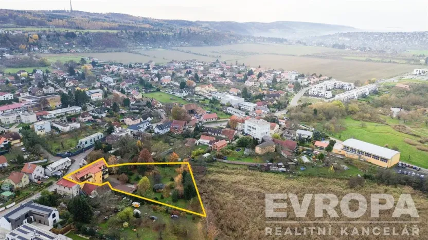 Prodej činžovního domu, Praha - Lipence, 958 m2