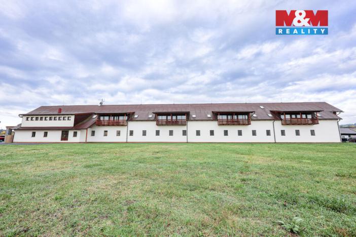 Prodej obchodního prostoru, Zvole, 1860 m2