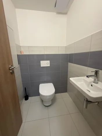 Pronájem bytu 3+kk, Pardubice - Zelené Předměstí, Hronovická, 100 m2