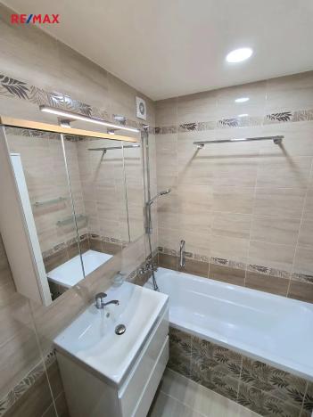 Pronájem bytu 2+kk, Orlová, Osvobození, 53 m2