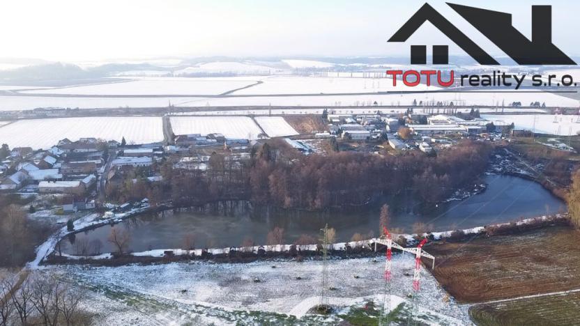 Prodej rybníku, Černožice, 44772 m2