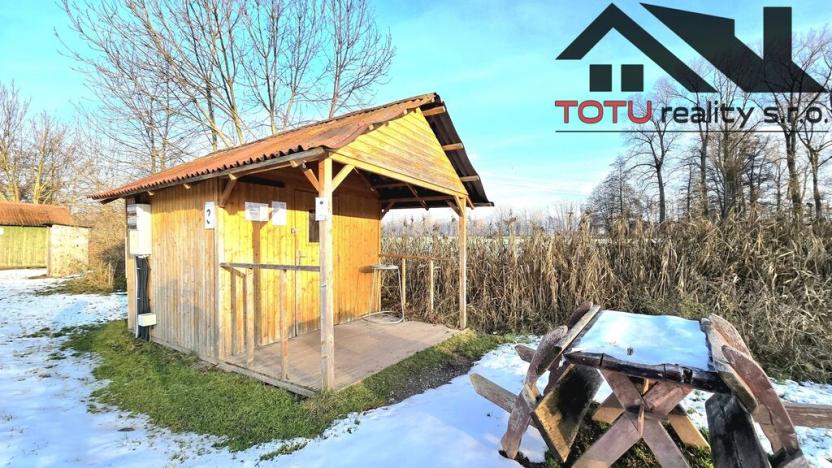 Prodej rybníku, Černožice, 44772 m2