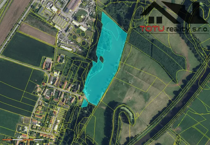 Prodej rybníku, Černožice, 44772 m2