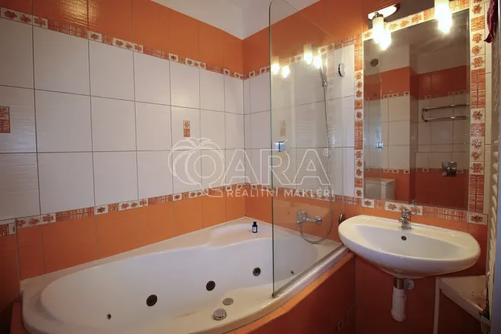 Pronájem bytu 2+kk, Praha - Košíře, Plzeňská, 49 m2