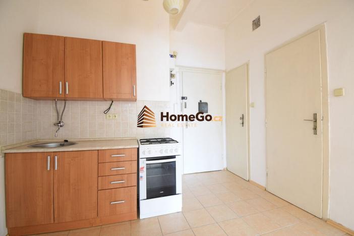 Pronájem bytu 2+1, Praha - Nusle, U gymnázia, 65 m2