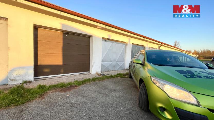Prodej garáže, Hradec Králové - Pouchov, 20 m2