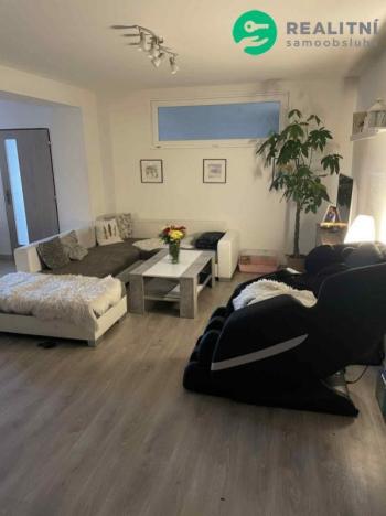 Prodej rodinného domu, Velké Bílovice, Čejkovská, 385 m2