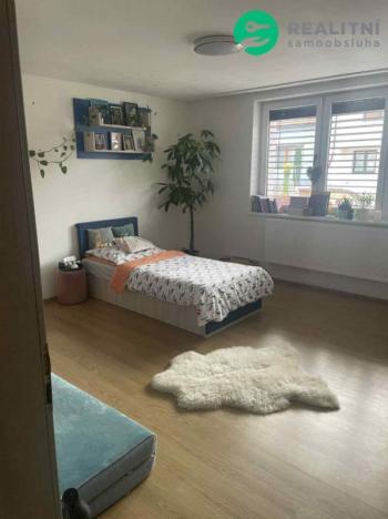 Prodej rodinného domu, Velké Bílovice, Čejkovská, 385 m2