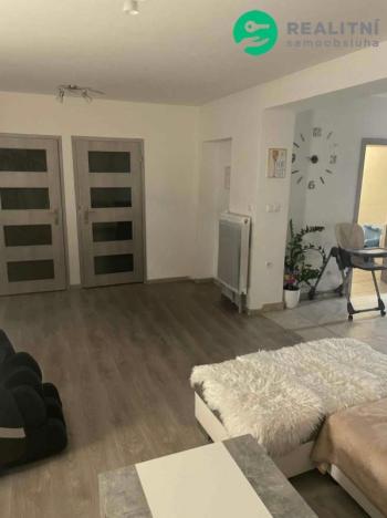 Prodej rodinného domu, Velké Bílovice, Čejkovská, 385 m2