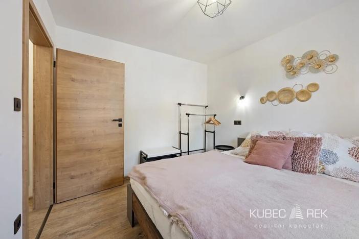 Prodej bytu 3+kk, Horní Planá, 51 m2