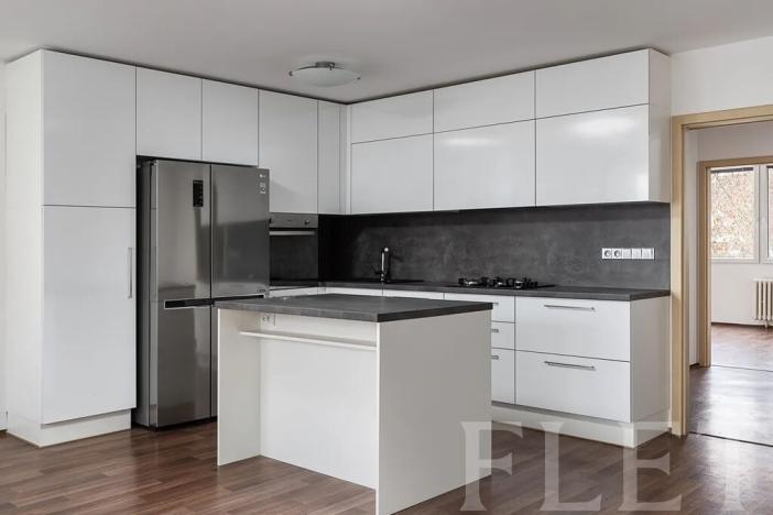 Pronájem bytu 4+kk, Praha - Modřany, Barunčina, 96 m2