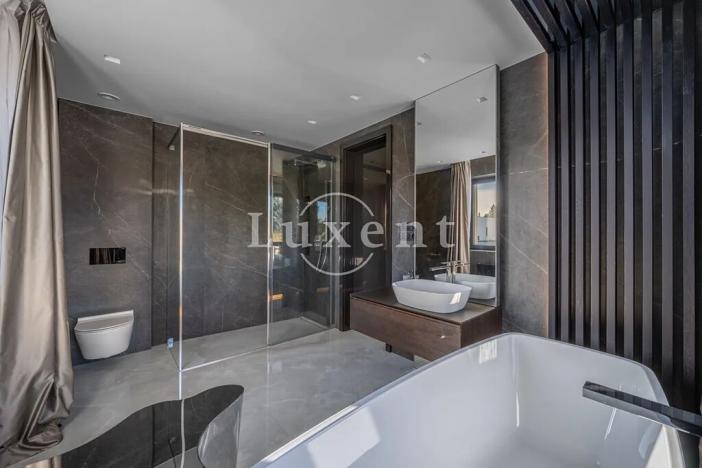 Prodej rodinného domu, Průhonice, Růžová, 590 m2