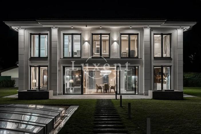 Prodej rodinného domu, Průhonice, Růžová, 590 m2