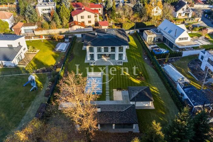 Prodej rodinného domu, Průhonice, Růžová, 590 m2