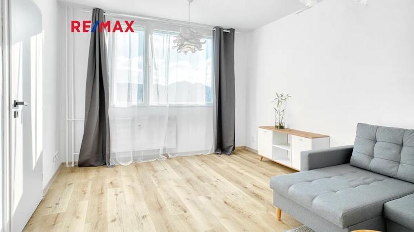 Pronájem bytu 2+1, Stráž pod Ralskem, Jižní, 54 m2