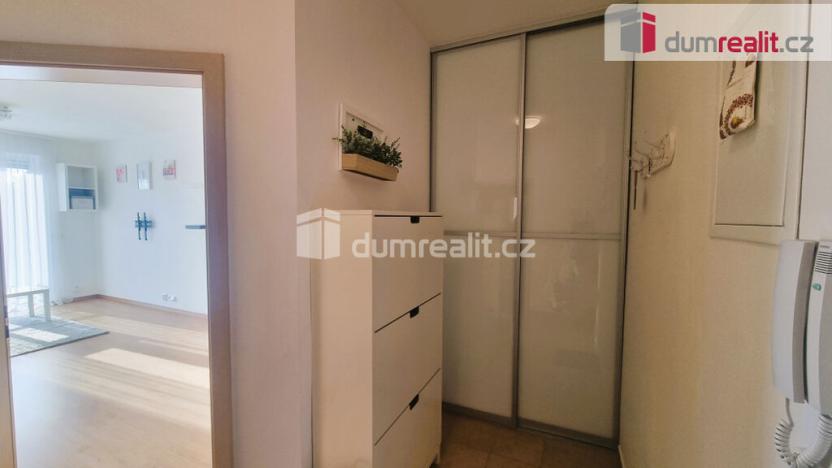 Pronájem bytu 1+1, Kolín - Kolín IV, Vrchlického, 44 m2