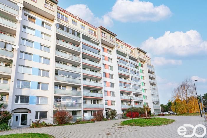 Prodej bytu 2+kk, Praha, Místecká, 49 m2