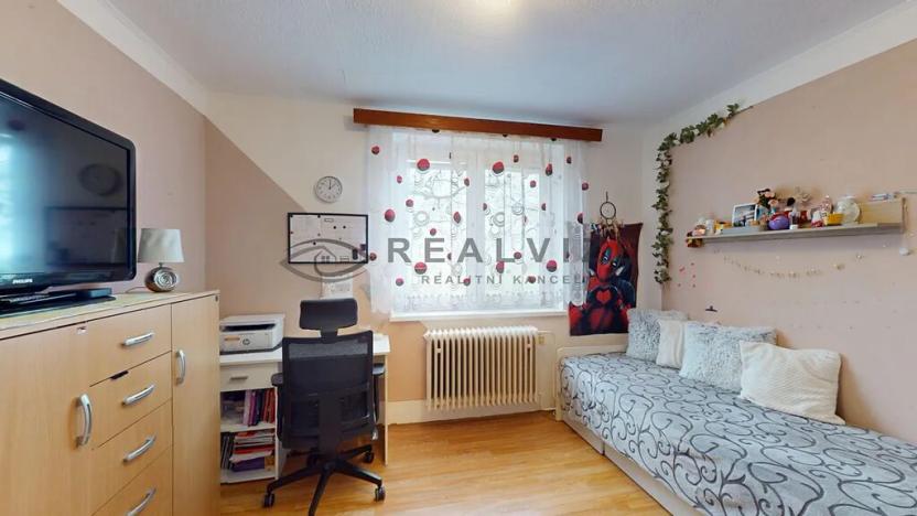 Prodej bytu 3+1, Dříteň, 66 m2