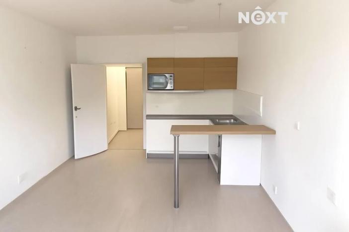 Pronájem bytu 1+kk, Zlín, Křiby, 33 m2