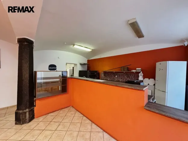 Pronájem obchodního prostoru, Volyně, náměstí Svobody, 70 m2