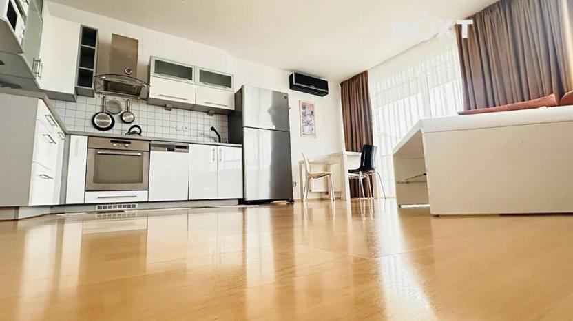 Pronájem bytu 2+kk, Pardubice, třída Míru, 86 m2