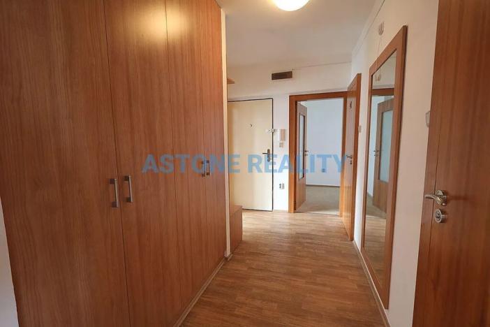 Pronájem bytu 3+1, Praha - Radotín, Kraslická, 83 m2