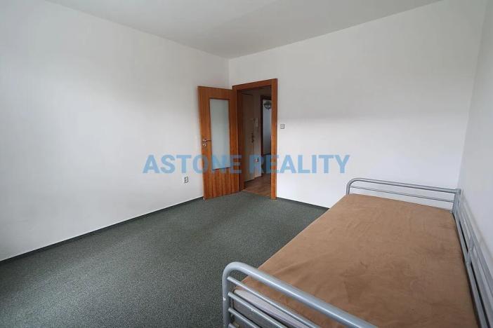 Pronájem bytu 3+1, Praha - Radotín, Kraslická, 83 m2