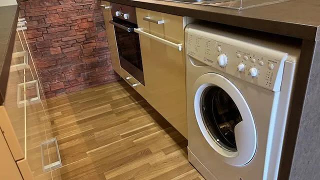 Prodej bytu 2+1, Praha - Kobylisy, Frýdlantská, 45 m2