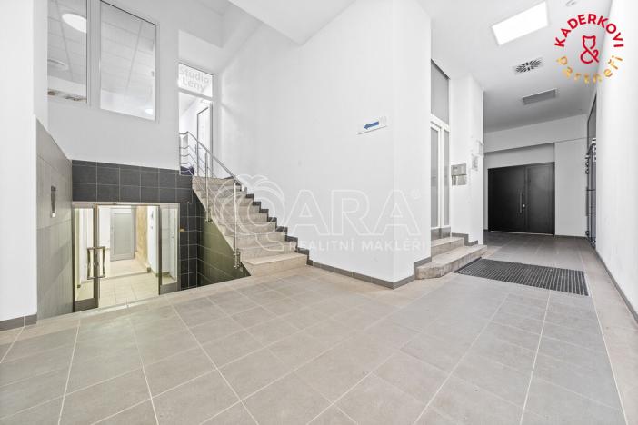 Prodej obchodního prostoru, Brno, Lidická, 172 m2