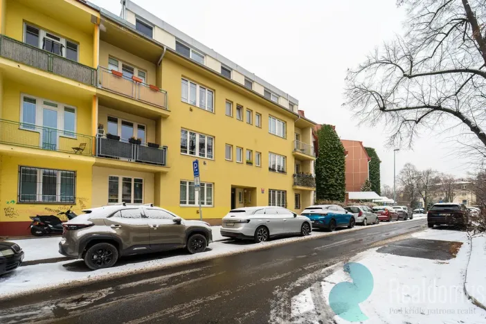 Prodej bytu 2+kk, Praha - Žižkov, U kněžské louky, 43 m2