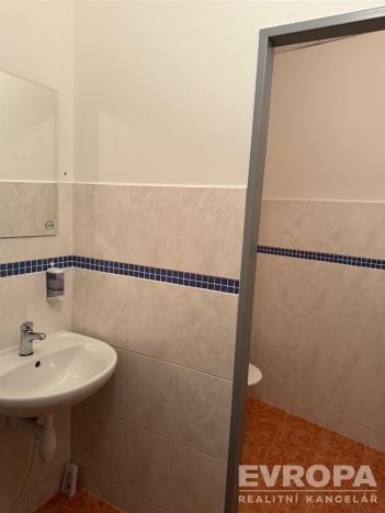 Pronájem komerční nemovitosti, Jablonec nad Nisou, Komenského, 80 m2
