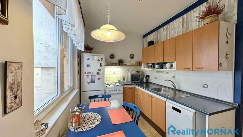 Prodej bytu 2+1, Praha - Malešice, Tuchorazská, 51 m2