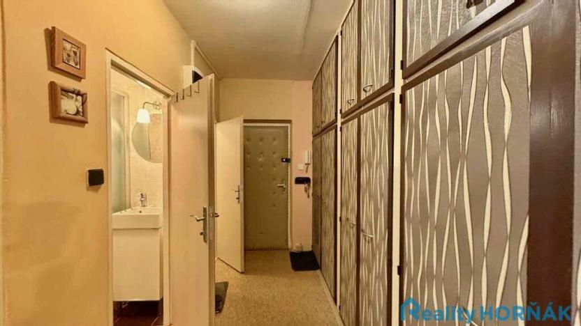 Prodej bytu 2+1, Praha - Malešice, Tuchorazská, 51 m2