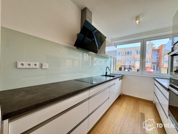 Pronájem bytu 3+kk, Blansko, Čelakovského, 110 m2