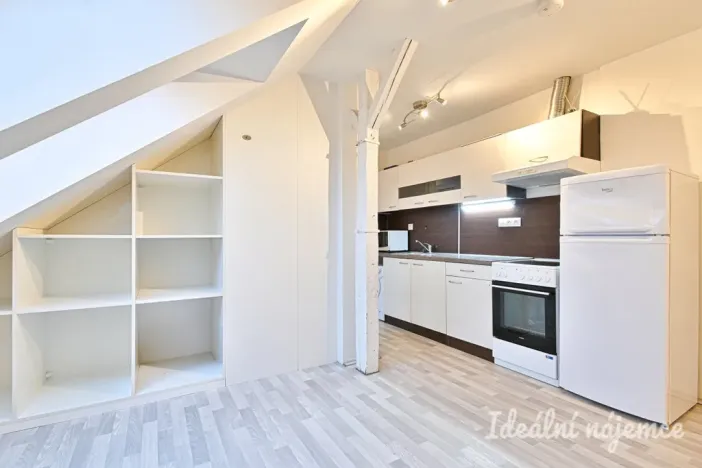 Pronájem bytu 2+kk, Brno - Židenice, Slevačská, 40 m2