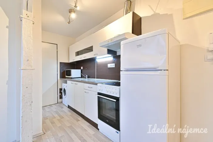 Pronájem bytu 2+kk, Brno - Židenice, Slevačská, 40 m2