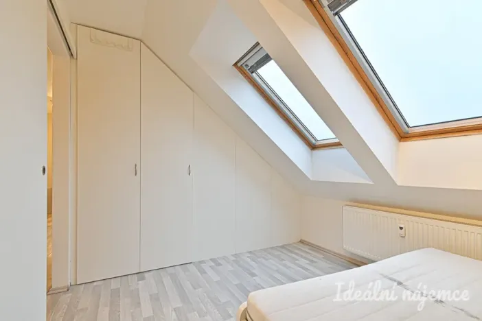 Pronájem bytu 2+kk, Brno - Židenice, Slevačská, 40 m2